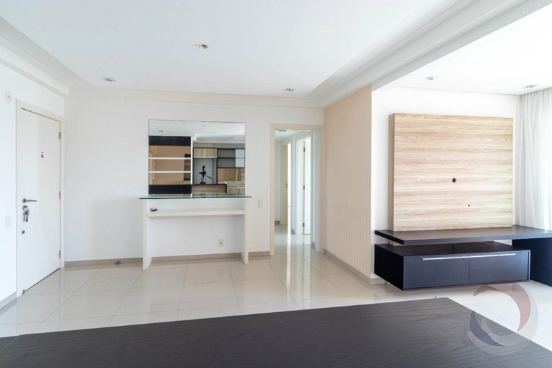 Apartamento no Abraão com 2 dormitórios sendo 1 suíte e 2 vagas: 1ª foto da galeria de imagens do imóvel