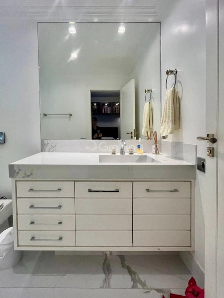 Apartamento na Beira Mar com 3 dormitórios, sendo 3 suítes e 3 vagas: 19ª foto da galeria de imagens do imóvel
