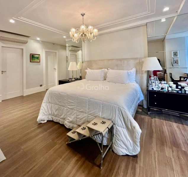 Apartamento na Beira Mar com 3 dormitórios, sendo 3 suítes e 3 vagas: 14ª foto da galeria de imagens do imóvel