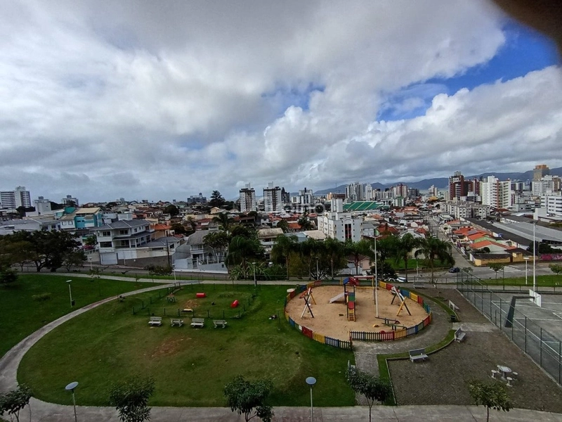 Apartamento no Estreito com 3 dormitórios, sendo 1 suíte e 1 vaga: 10ª foto da galeria de imagens do imóvel