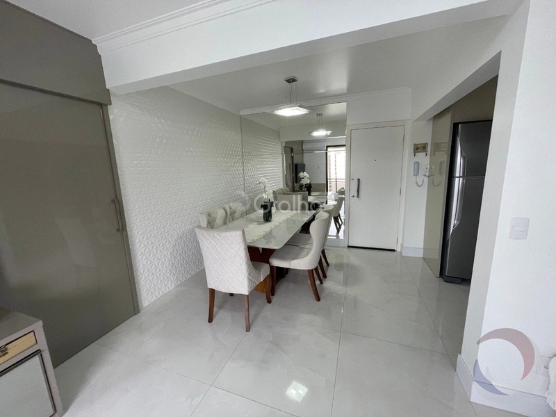 Apartamento no Centro com 2 dormitórios com 1 vaga - 67m²: 4ª foto da galeria de imagens do imóvel