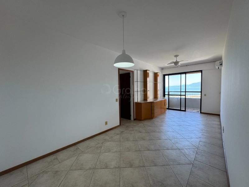 Apartamento no Centro com 3 dormitórios, sendo 1 suíte e 1 vaga: 1ª foto da galeria de imagens do imóvel