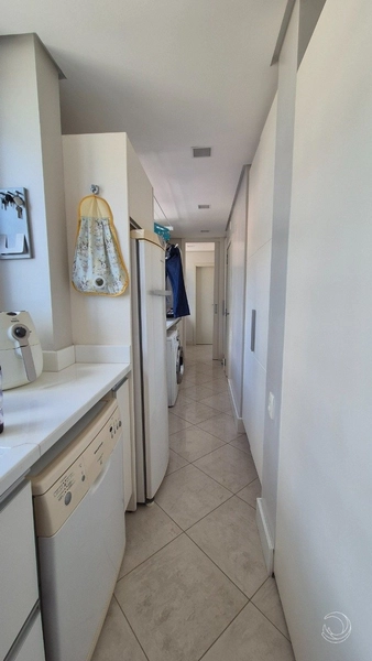 Apartamento no Centro com 3 dormitórios, sendo 3 suítes, 2 vagas: 10ª foto da galeria de imagens do imóvel