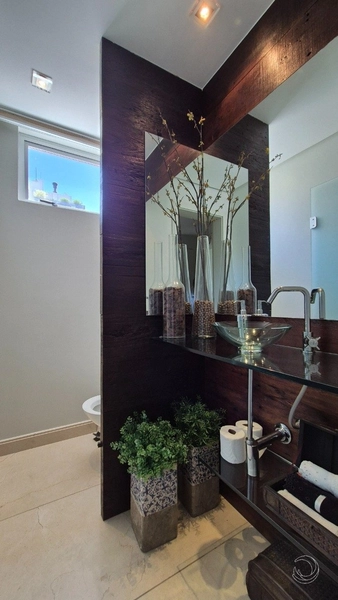 Apartamento no Centro com 3 dormitórios, sendo 3 suítes, 2 vagas: 17ª foto da galeria de imagens do imóvel