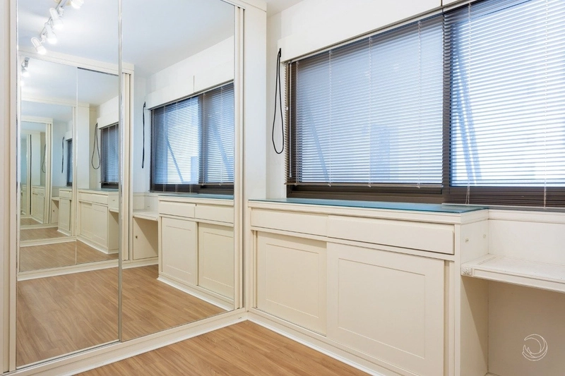 Apartamento na Beira Mar com 3 dormitórios, sendo 3 suítes e 2 vagas: 9ª foto da galeria de imagens do imóvel