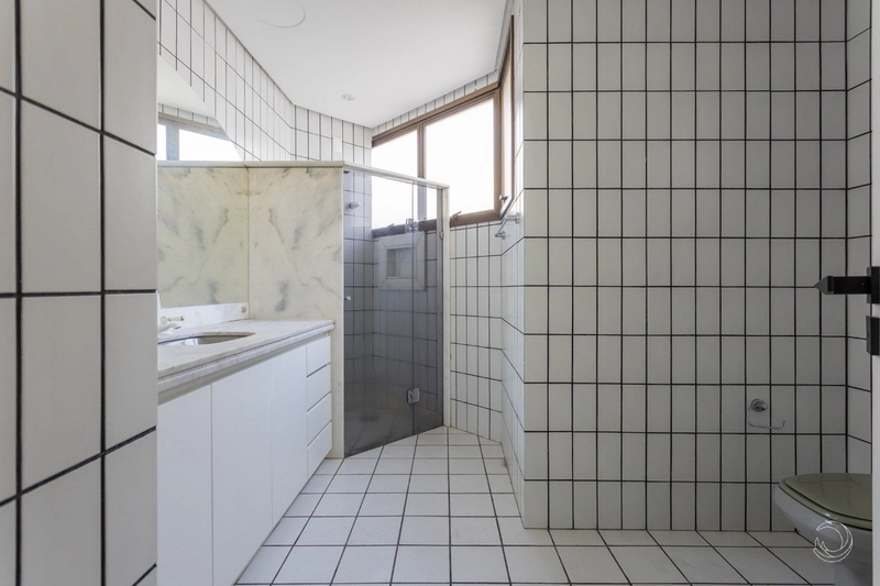 Apartamento na Beira Mar com 3 dormitórios, sendo 3 suítes e 2 vagas: 20ª foto da galeria de imagens do imóvel