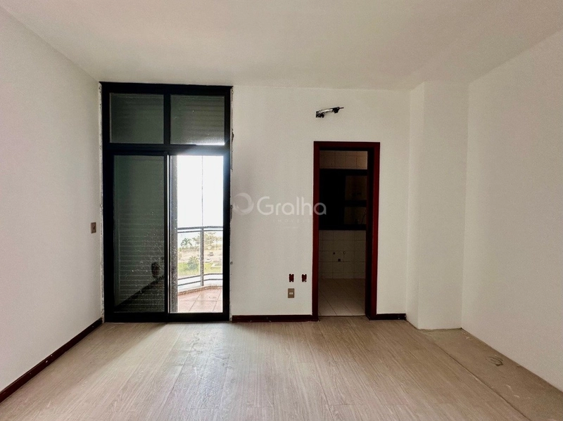 Apartamento na Beira Mar com 4 dormitórios, sendo 2 suítes e 1 máster: 37ª foto da galeria de imagens do imóvel