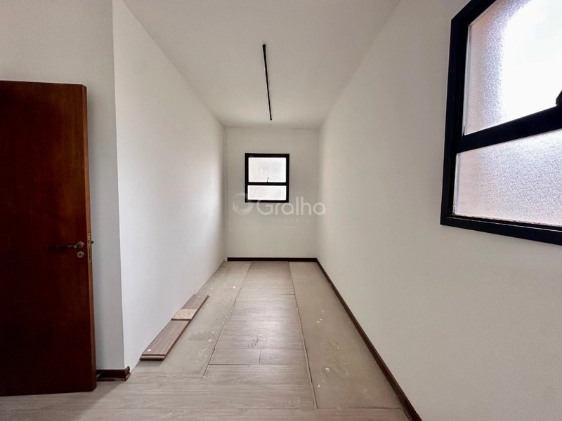 Apartamento na Beira Mar com 4 dormitórios, sendo 2 suítes e 1 máster: 38ª foto da galeria de imagens do imóvel