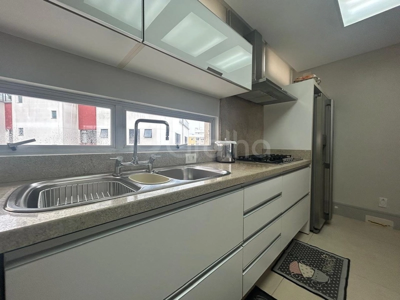 Apartamento no Centro com 3 dormitórios, sendo 3 suíte e 2 vagas 226m²: 26ª foto da galeria de imagens do imóvel