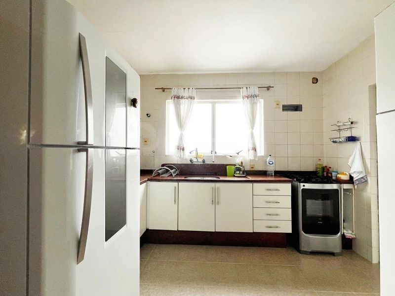 Apartamento no Centro com 3 dormitórios, sendo 1 suíte e 2 vagas: 16ª foto da galeria de imagens do imóvel