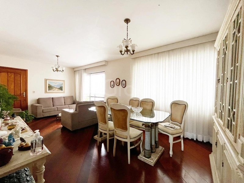 Apartamento no Centro com 3 dormitórios, sendo 1 suíte e 2 vagas: 27ª foto da galeria de imagens do imóvel