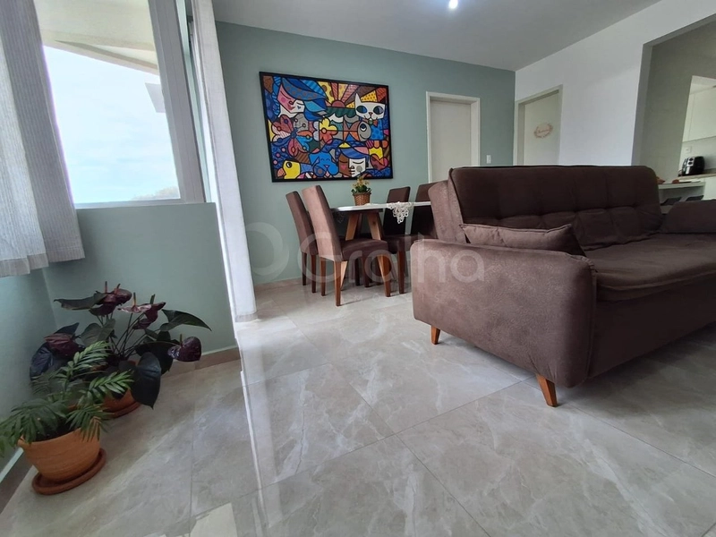 Apartamento na Carvoeira com 3 dormitórios 1 suíte e 1 vaga: 2ª foto da galeria de imagens do imóvel