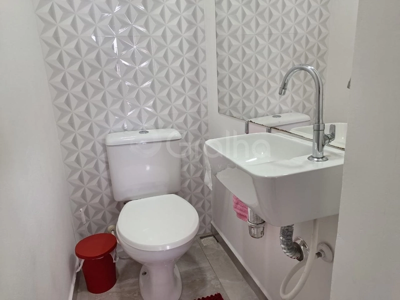 Apartamento na Carvoeira com 3 dormitórios 1 suíte e 1 vaga: 6ª foto da galeria de imagens do imóvel