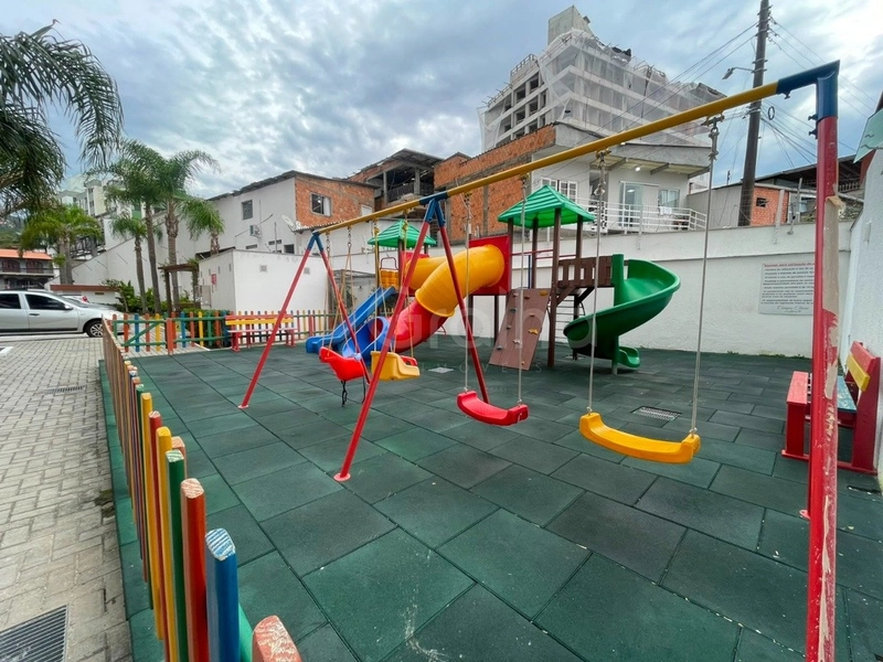 Apartamento na Agronômica com 3 dormitórios sendo 1 suíte e 1  vaga: 27ª foto da galeria de imagens do imóvel