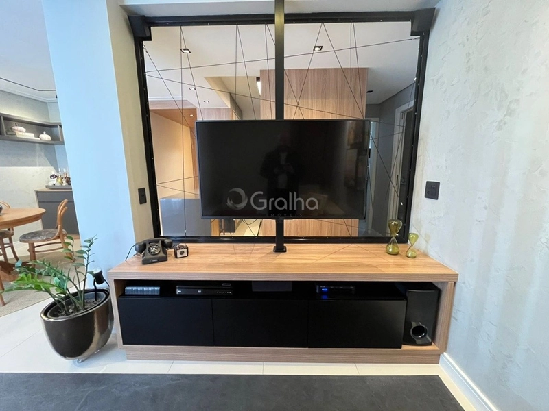 Apartamento no Centro com 2dormitórios com 2 suítes e 1 vaga: 2ª foto da galeria de imagens do imóvel