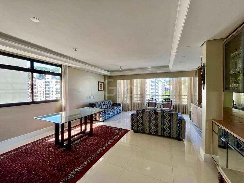 Apartamento no Centro com 3 dormitórios 2 suítes e 2 vagas: 2ª foto da galeria de imagens do imóvel