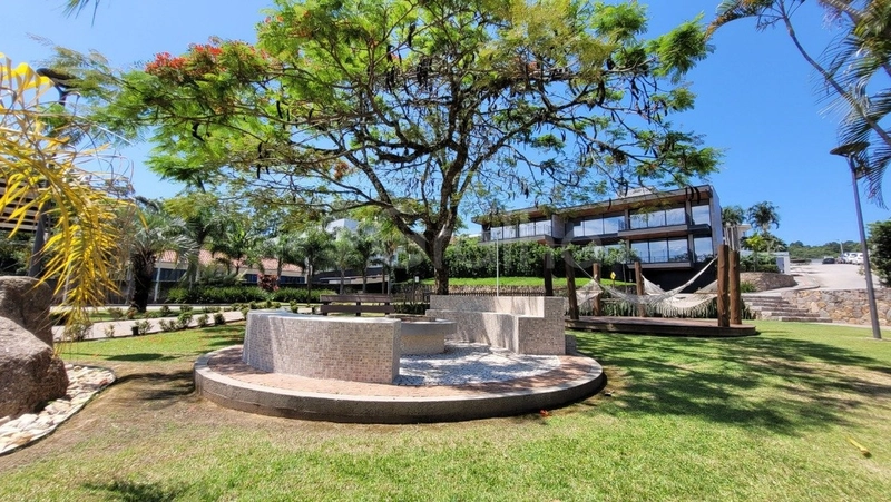 Terreno a venda  em condomínio fechado em Cacupé com 762 m²: 12ª foto da galeria de imagens do imóvel