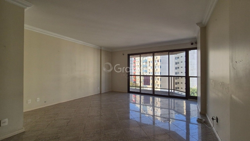 Apartamento no Centro a venda com 4 dormitórios 2 suítes e 2 vagas: 1ª foto da galeria de imagens do imóvel