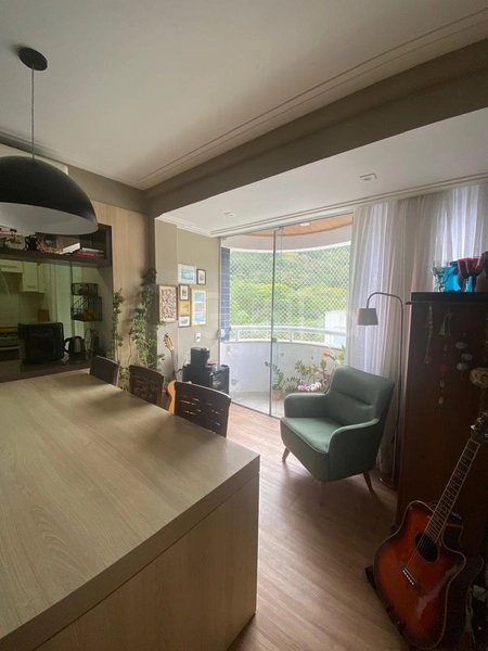 Apartamento no Córrego Grande com 3 dormitórios   1 suíte e 2 vagas: 2ª foto da galeria de imagens do imóvel