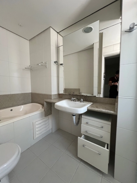 Apartamento no Centro com  Terraço, 3 suítes  e 2 vagas - 140m²: 29ª foto da galeria de imagens do imóvel