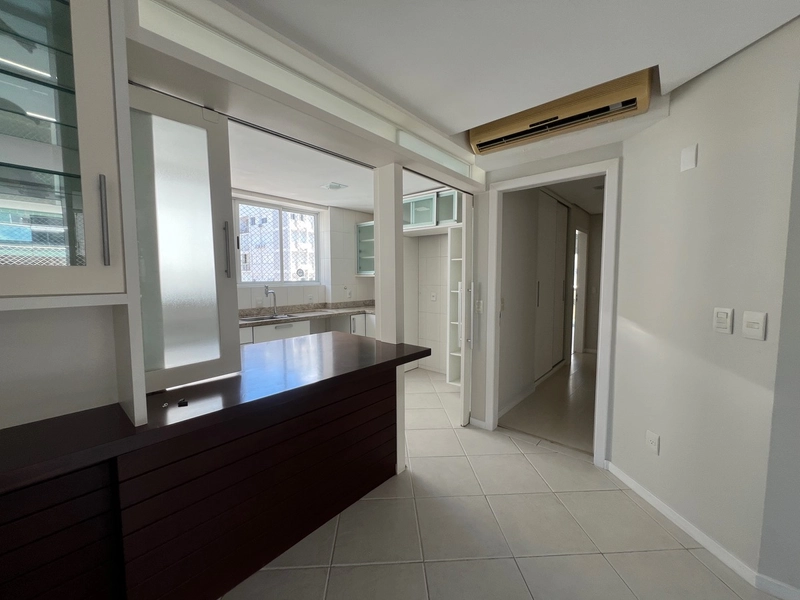 Apartamento no Centro com  Terraço, 3 suítes  e 2 vagas - 140m²: 11ª foto da galeria de imagens do imóvel