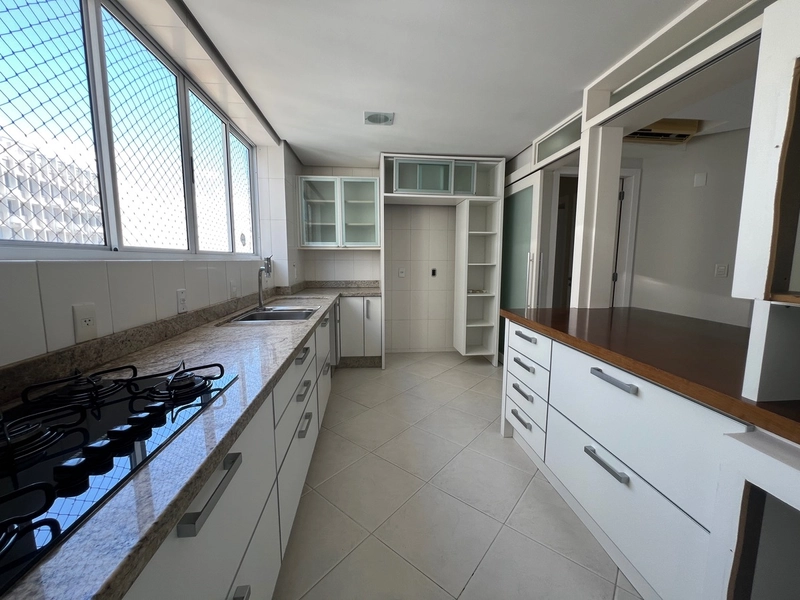Apartamento no Centro com  Terraço, 3 suítes  e 2 vagas - 140m²: 15ª foto da galeria de imagens do imóvel