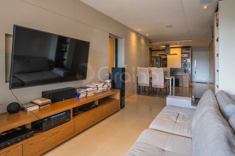 Apartamento no Centro  com 3 dormitórios 1 suíte e 3 vagas: 3ª foto da galeria de imagens do imóvel