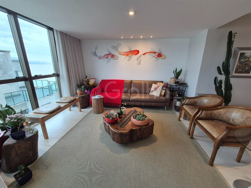 Apartamento em Coqueiros  com 2 dormitórios, sendo 2 suíte e 2 vagas: 5ª foto da galeria de imagens do imóvel