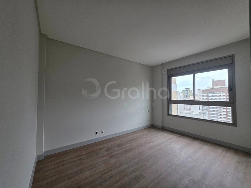 Apartamento no Centro  com 3 suítes, 2 vagas de garagem: 8ª foto da galeria de imagens do imóvel