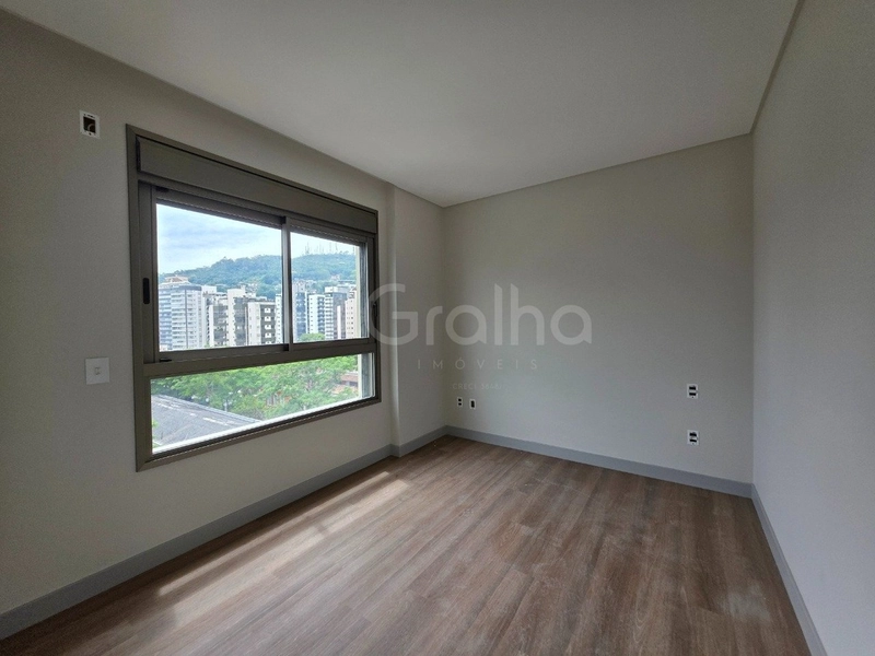 Apartamento no Centro  com 3 suítes, 2 vagas de garagem: 18ª foto da galeria de imagens do imóvel