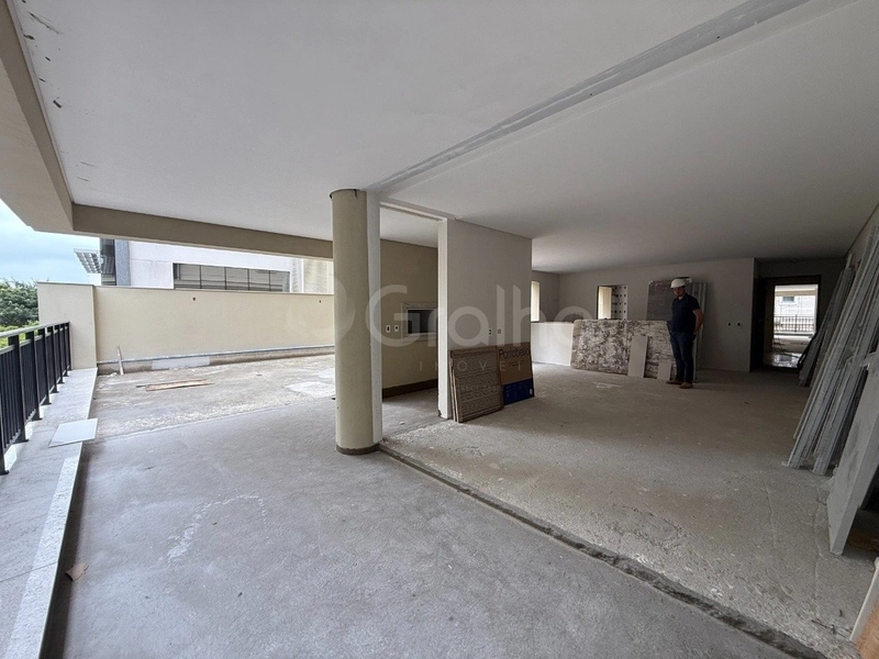 Apartamento no Centro  com 3 suítes, 2 vagas de garagem: 1ª foto da galeria de imagens do imóvel