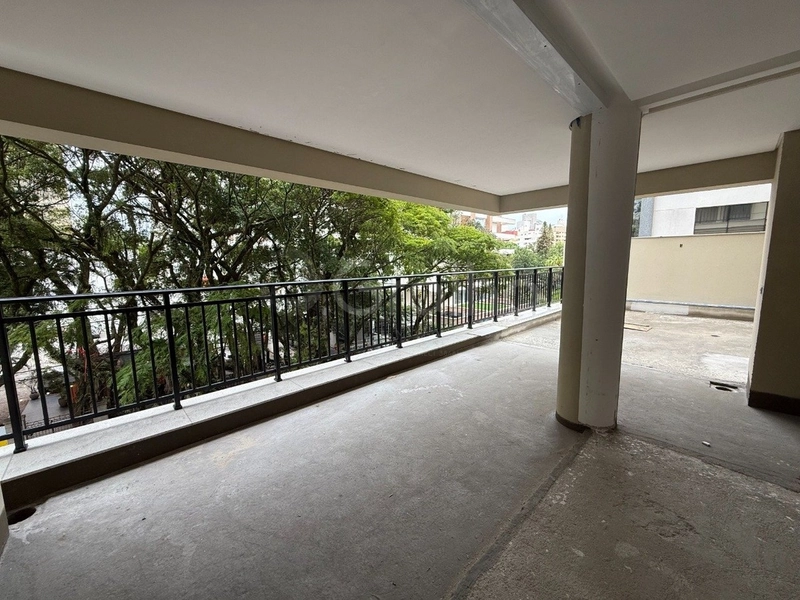 Apartamento no Centro  com 3 suítes, 2 vagas de garagem: 2ª foto da galeria de imagens do imóvel
