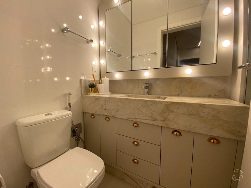 Apartamento na Beira Mar  com 3 dormitórios, sendo 3 suítes, 2 vagas: 16ª foto da galeria de imagens do imóvel