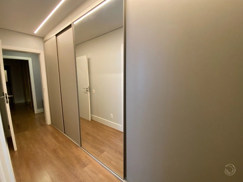 Apartamento na Beira Mar  com 3 dormitórios, sendo 3 suítes, 2 vagas: 23ª foto da galeria de imagens do imóvel