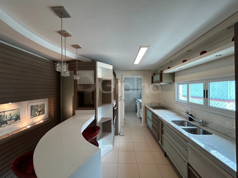 Apartamento a venda no Centro com 3 suítes e 2 vagas -  171 m²: 5ª foto da galeria de imagens do imóvel