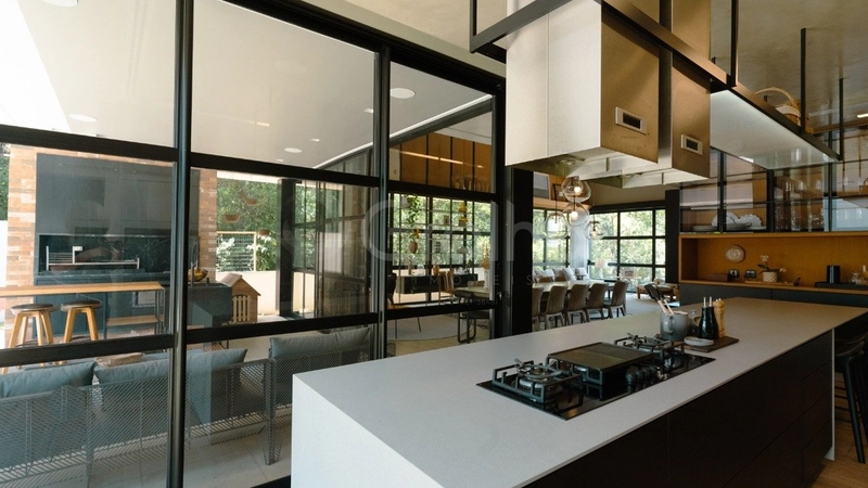 Casa  em condomínio fechado em Cacupé com 4 suítes e 4 vagas: 11ª foto da galeria de imagens do imóvel