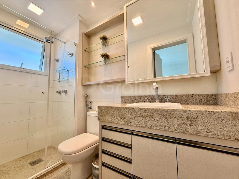 Apartamento na Agronômica com 3 dormitórios, sendo 1 suíte e 2 vagas: 35ª foto da galeria de imagens do imóvel