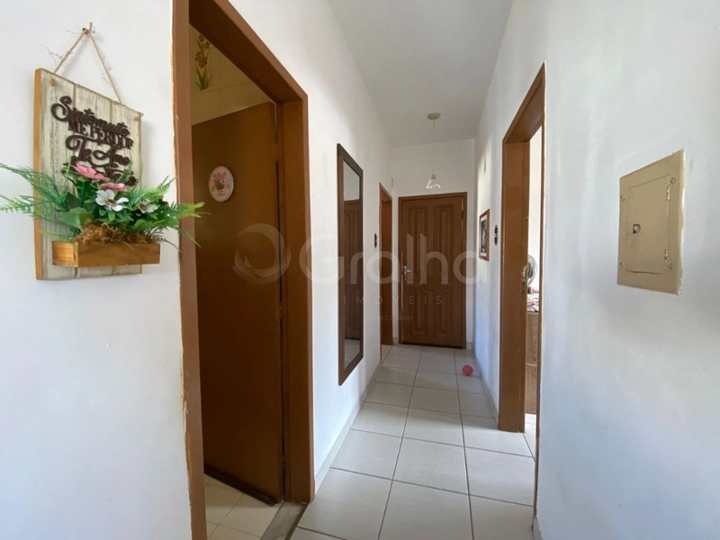 Apartamento em Capoeiras com 4 dormitórios 1 suíte e 1 vaga: 2ª foto da galeria de imagens do imóvel