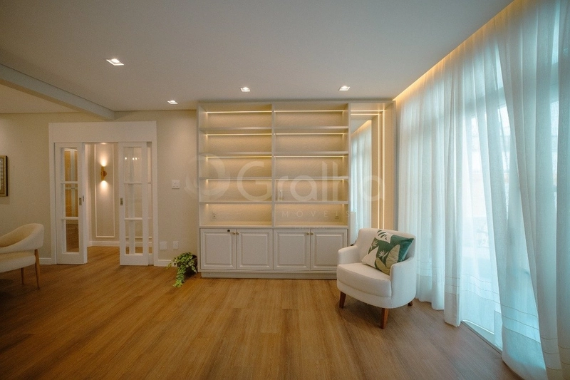 Apartamento no Centro com 2 dormitórios, sendo 1 suíte e 2 vagas: 6ª foto da galeria de imagens do imóvel