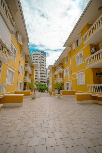 Apartamento no Centro com 2 dormitórios, sendo 1 suíte e 2 vagas: 31ª foto da galeria de imagens do imóvel