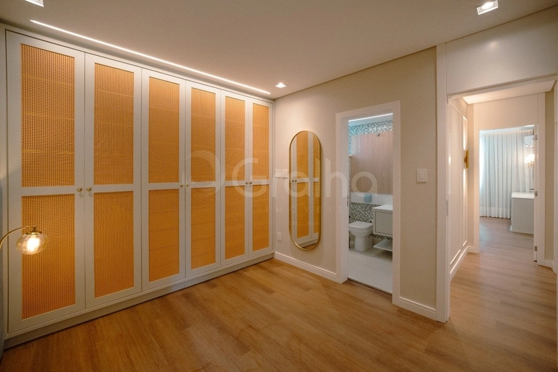 Apartamento no Centro com 2 dormitórios, sendo 1 suíte e 2 vagas: 15ª foto da galeria de imagens do imóvel