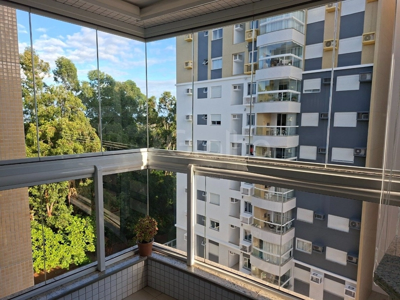 Apartamento a venda no Itacorubi com 3 dormitórios 1 suíte e 1 vaga: 3ª foto da galeria de imagens do imóvel