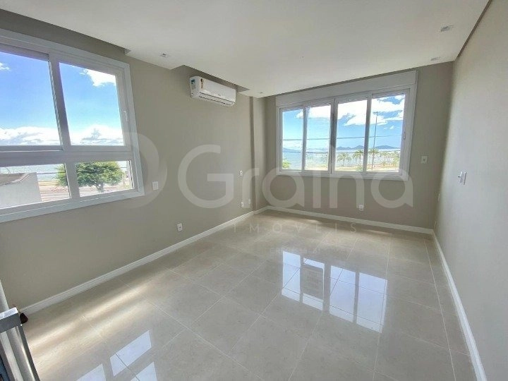 Apartamento na Beira Mar com 3 dormitórios, sendo 1 suítes e 2 vagas: 21ª foto da galeria de imagens do imóvel