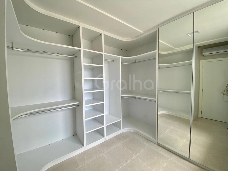 Apartamento na Beira Mar com 3 dormitórios, sendo 1 suítes e 2 vagas: 18ª foto da galeria de imagens do imóvel