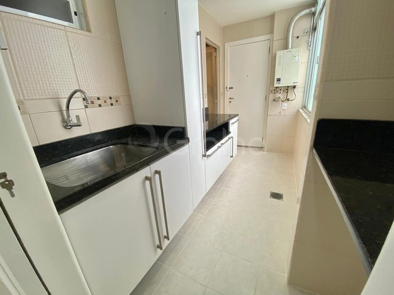 Apartamento na Beira Mar com 3 dormitórios, sendo 1 suítes e 2 vagas: 13ª foto da galeria de imagens do imóvel