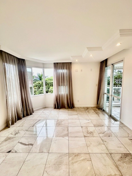 Apartamento na Agronômica com 4 dormitórios 4 suítes e 3 vagas -255 m²: 10ª foto da galeria de imagens do imóvel