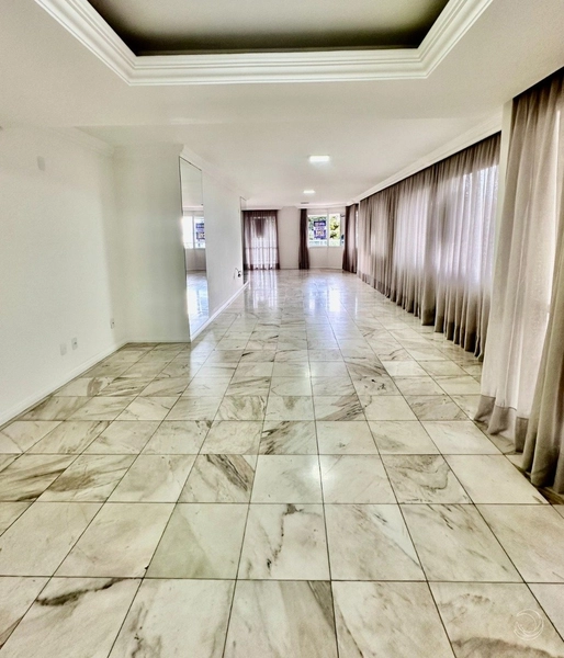 Apartamento na Agronômica com 4 dormitórios 4 suítes e 3 vagas -255 m²: 9ª foto da galeria de imagens do imóvel