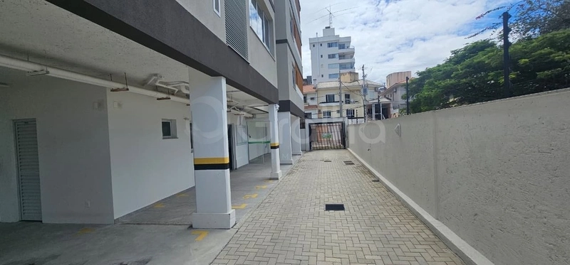 Apartamento em Coqueiros com 2 dormitórios, sendo 1 suíte e 1 vaga: 32ª foto da galeria de imagens do imóvel