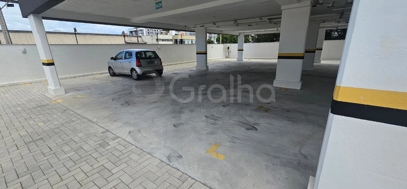 Apartamento em Coqueiros com 2 dormitórios, sendo 1 suíte e 1 vaga: 30ª foto da galeria de imagens do imóvel