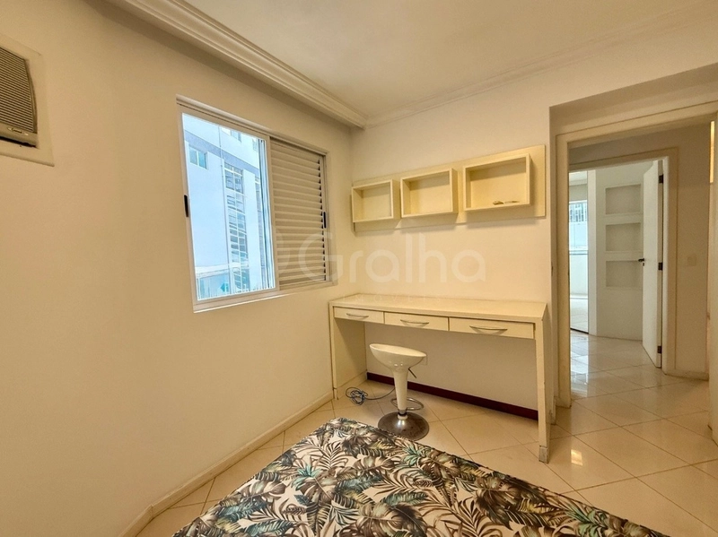 Apartamento em Coqueiros com 3 dormitórios 1 suíte e 1 vaga-  114m²: 17ª foto da galeria de imagens do imóvel